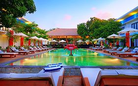 Ozz Hotel Bali